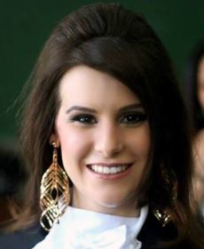 Gabriela Carminatti, Origini 18